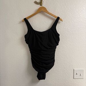 Miraclesuit Plus Size Sideswipe One Piece Size 14DDD